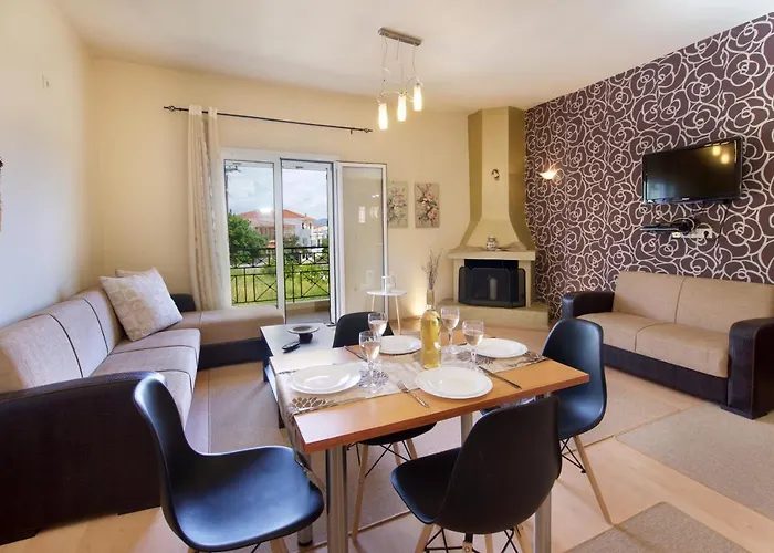 Apartamento Ntina's House Karavomylos