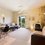 דירה Ntina's House קרבומילוס