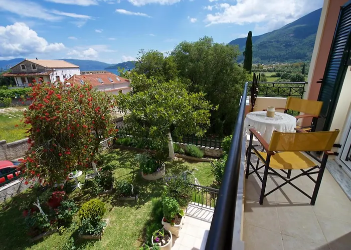 Apartment Ntina's House Karavomylos