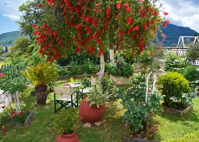 Apartment Ntina's House Karavomylos